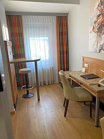 Deluxe Apartment (2 Adults)