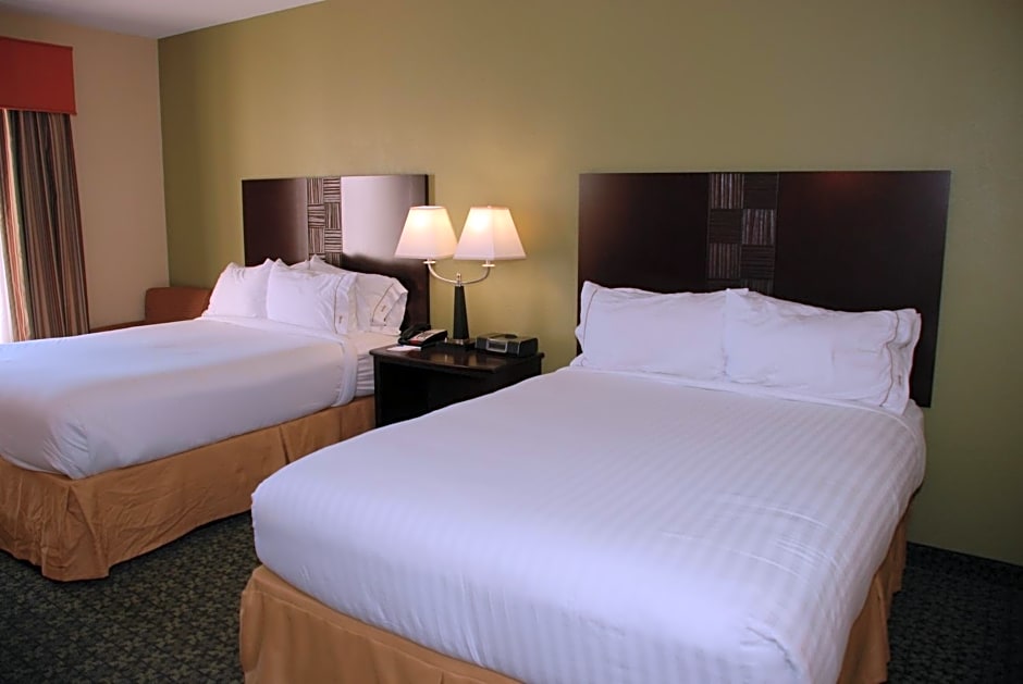 Holiday Inn Express & Suites Covington By IHG