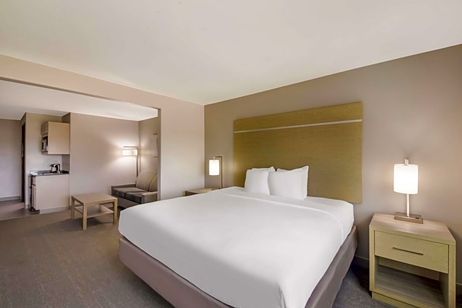 Best Western Plus Killeen/Fort Hood Hotel & Suites