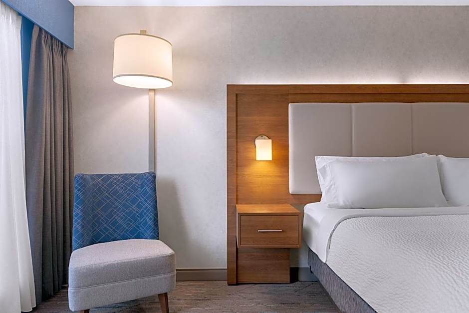 Holiday Inn Express Vancouver Airport-Richmond By IHG