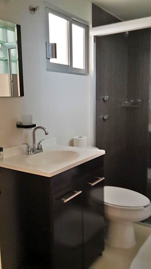 Grupo Kings Suites -Monte Chimborazo 537