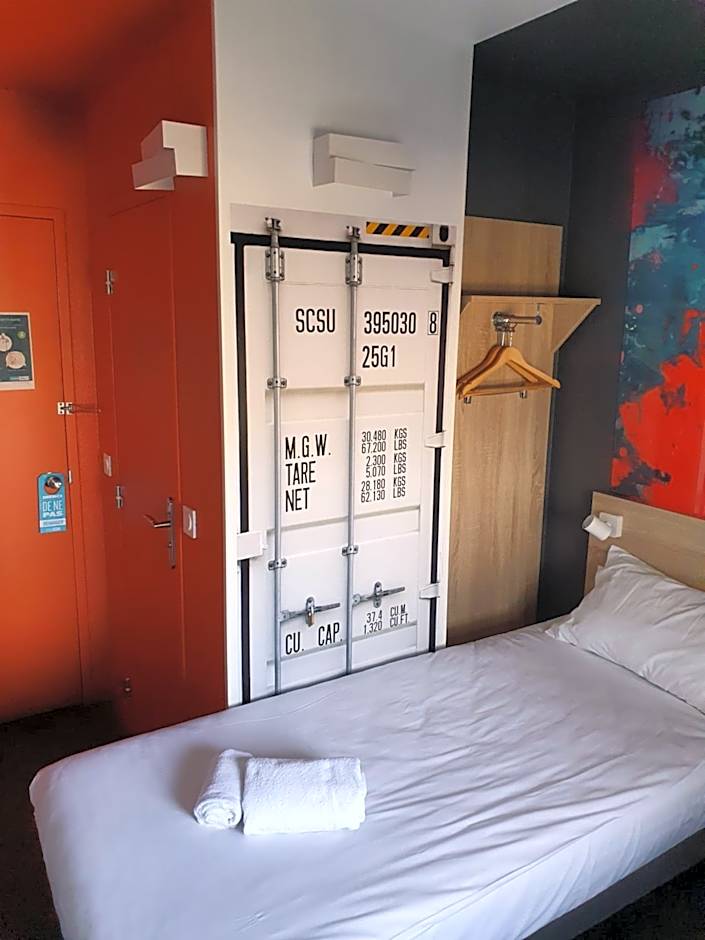 Kyriad Direct Orleans - Olivet - La Source