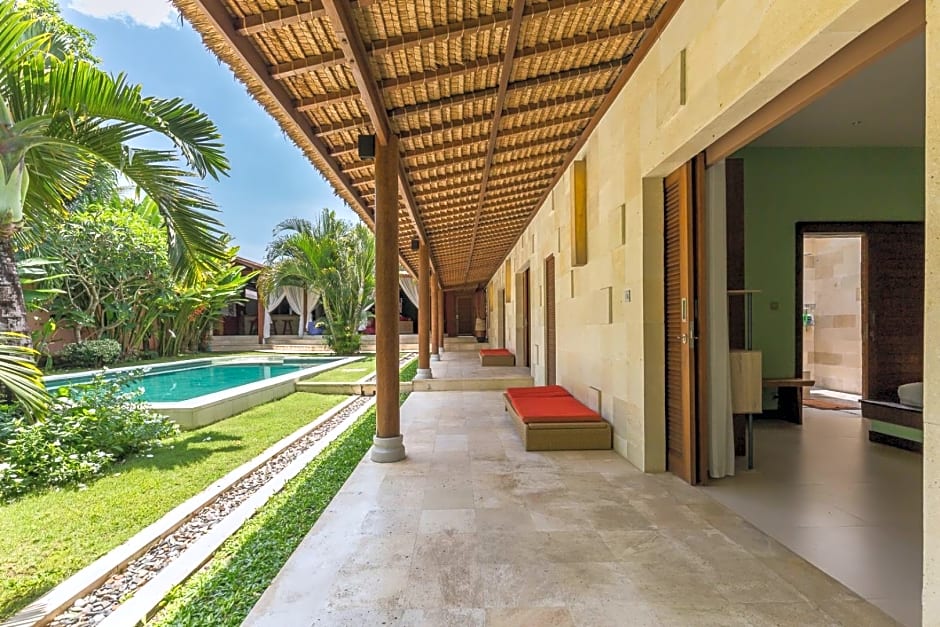 Villa Pilou – Tanah Lot, WY