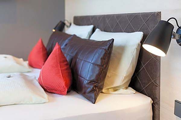 Boutiquehotel zur Winzerstube - Adults Only