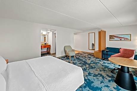 1 King Bed Studio Suite W/ Sofabed Nonsmoking