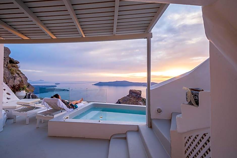 Anemos Cave Suites