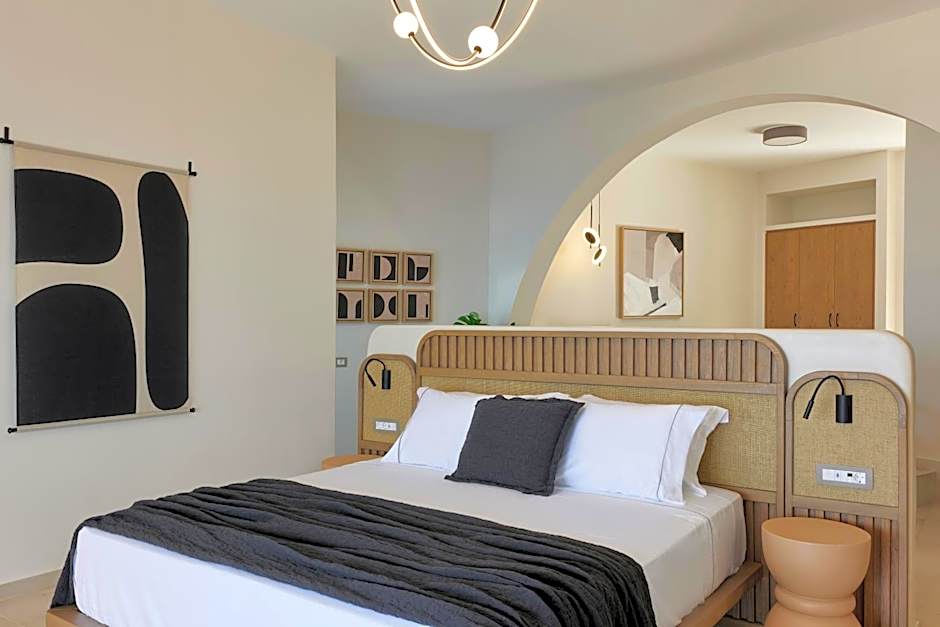 Apanemo Hotel & Suites