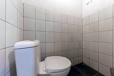 RedDoorz near Terminal Pasir Hayam Cianjur