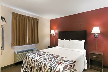 Deluxe Room with One Queen Bed Smoke Free