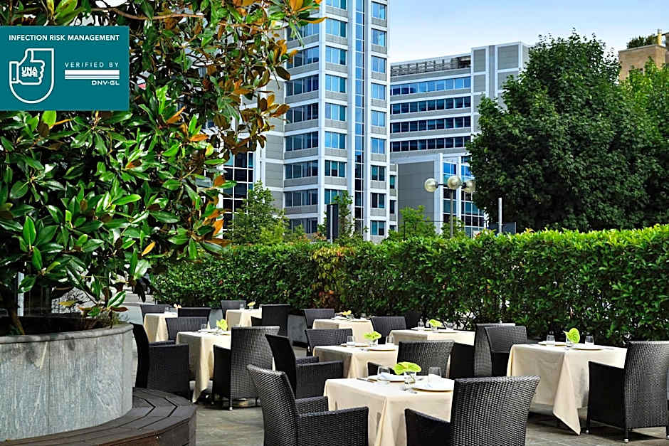 UNAHOTELS The ONE Milano Hotel & Residence