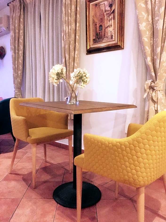 Alda Casa De Los Reyes