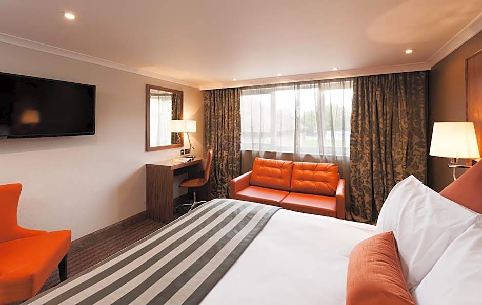 Frensham Pond Country House Hotel & Spa