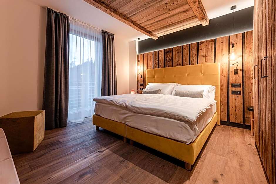 Nidaris - Luxury Private Spa Suites