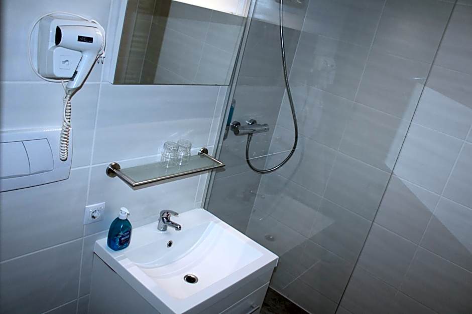 Apparthotel Alte Innbrücke-24Std-Self-Check in-Haustiere Willkommen