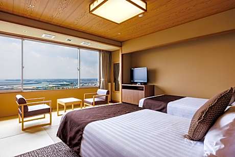 Ocean View Japanese-Style Twin Room with Shower