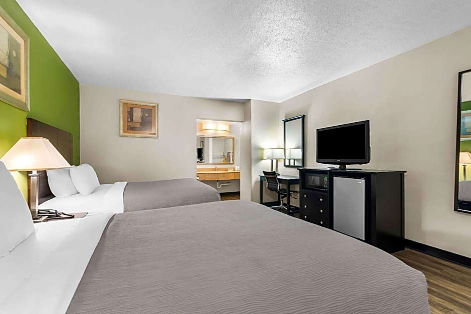 Quality Inn Tullahoma