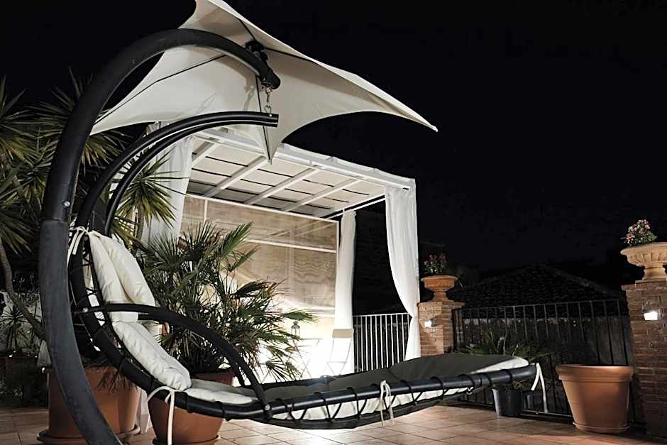 SEKELES Suites