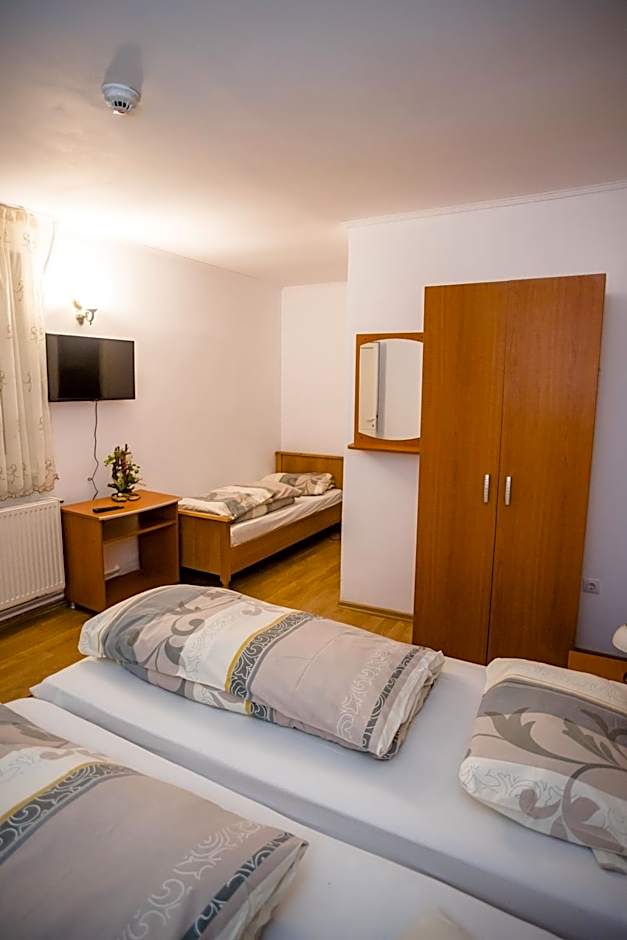HOTEL MARION POIANA