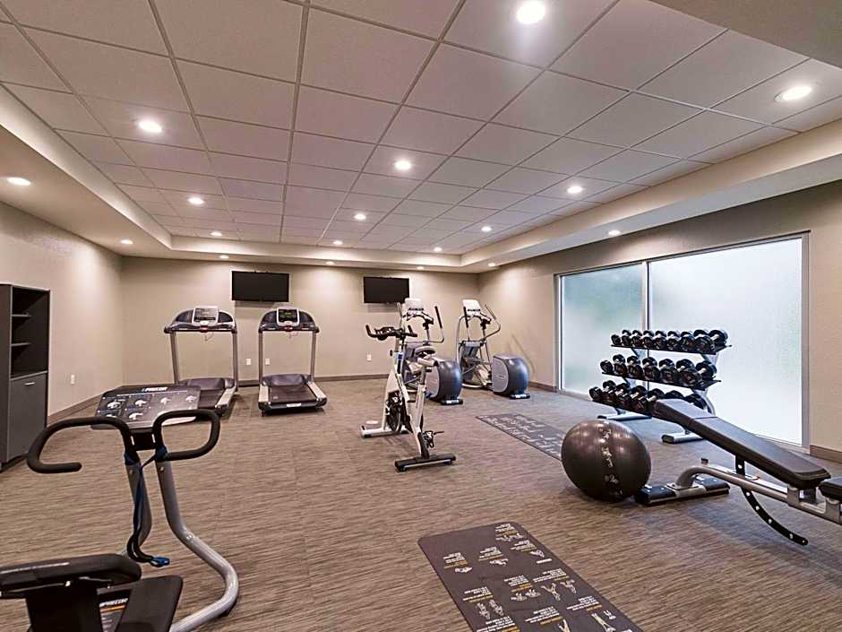 La Quinta Inn & Suites by Wyndham Oklahoma City North West Expressway