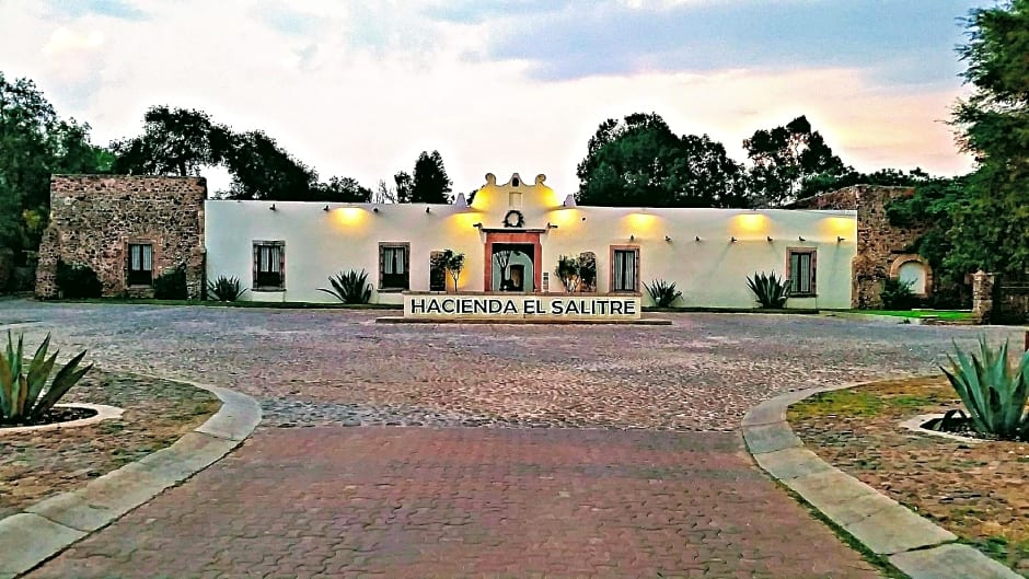 Collection O Hacienda El Salitre