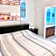 LAKETOWN 5 POOLs STEPS TO BEACH FAMILY FRIENDLY