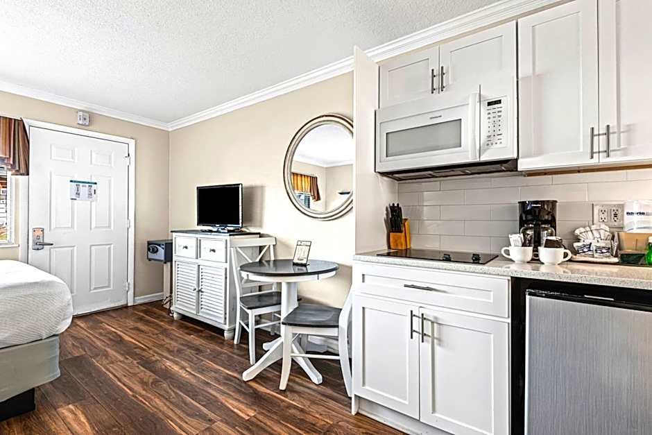 Club Destin Condos