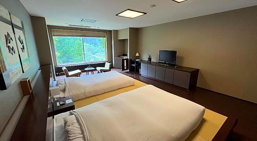 Suichokan (Female Only)