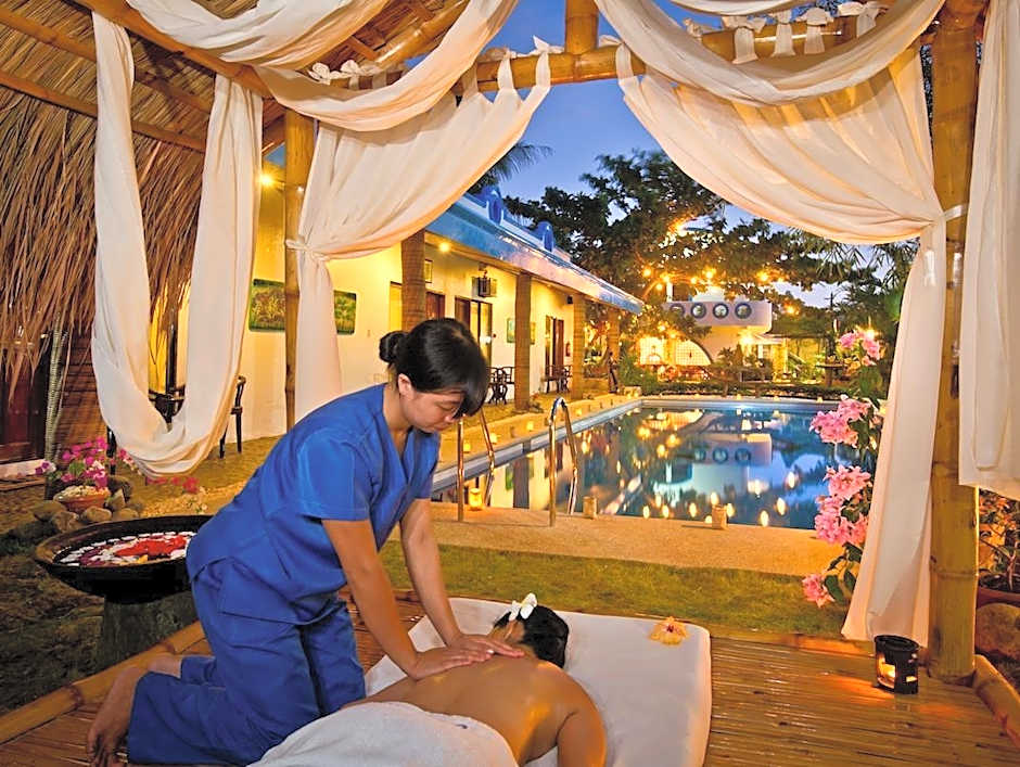 Floral Villarosa Hotel