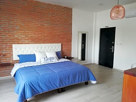 La Maja Suites