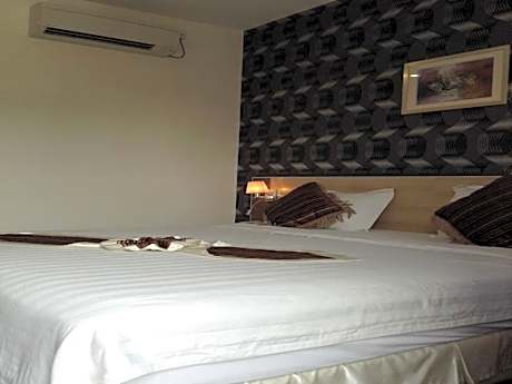 K Garden Hotel Bagan Serai