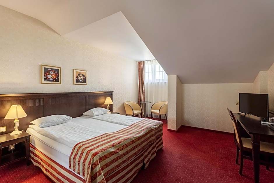 RIXWELL GERTRUDE HOTEL