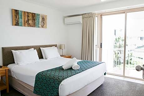 Two-Bedroom Superior Ocean View Apartment