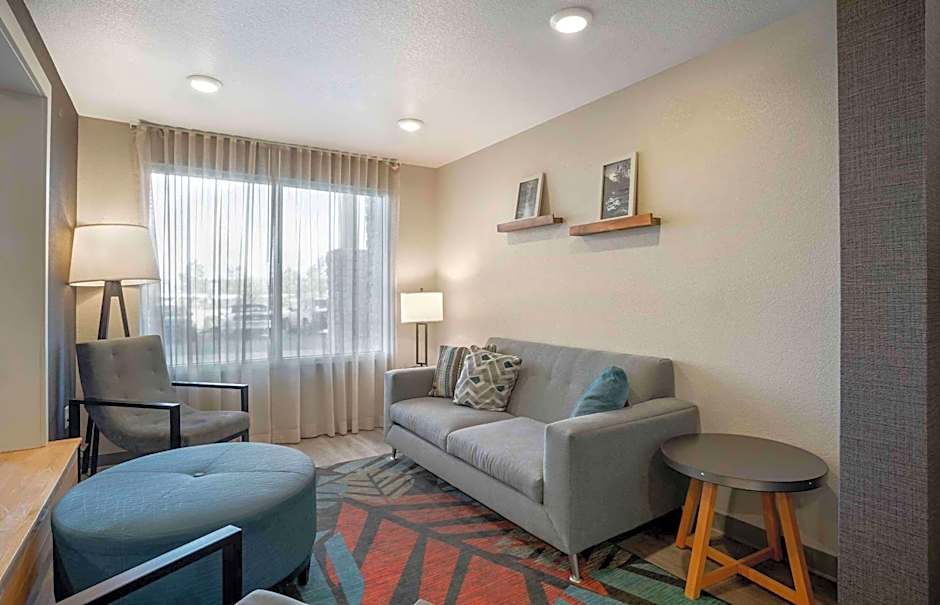 Extended Stay America Select Suites - Charlotte - Northlake