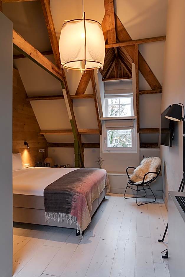Photo 1 of 15 of Double Room