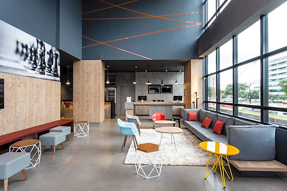 Ibis Palmas Avenida JK