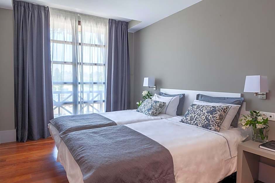 Hotel The Park Derio