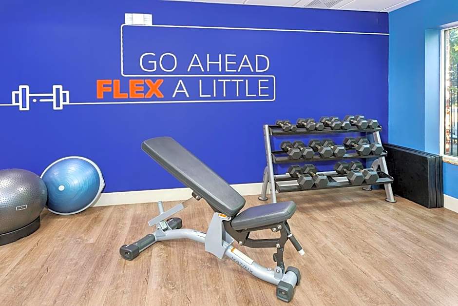 Holiday Inn Express Hotel & Suites Urbana-Champaign-U of I Area By IHG