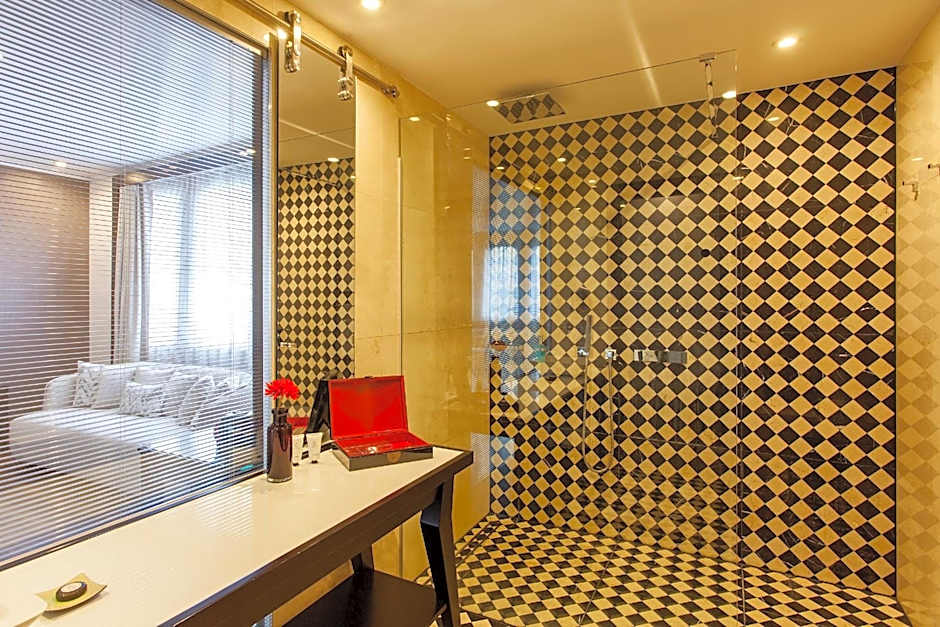Quentin Boutique Hotel