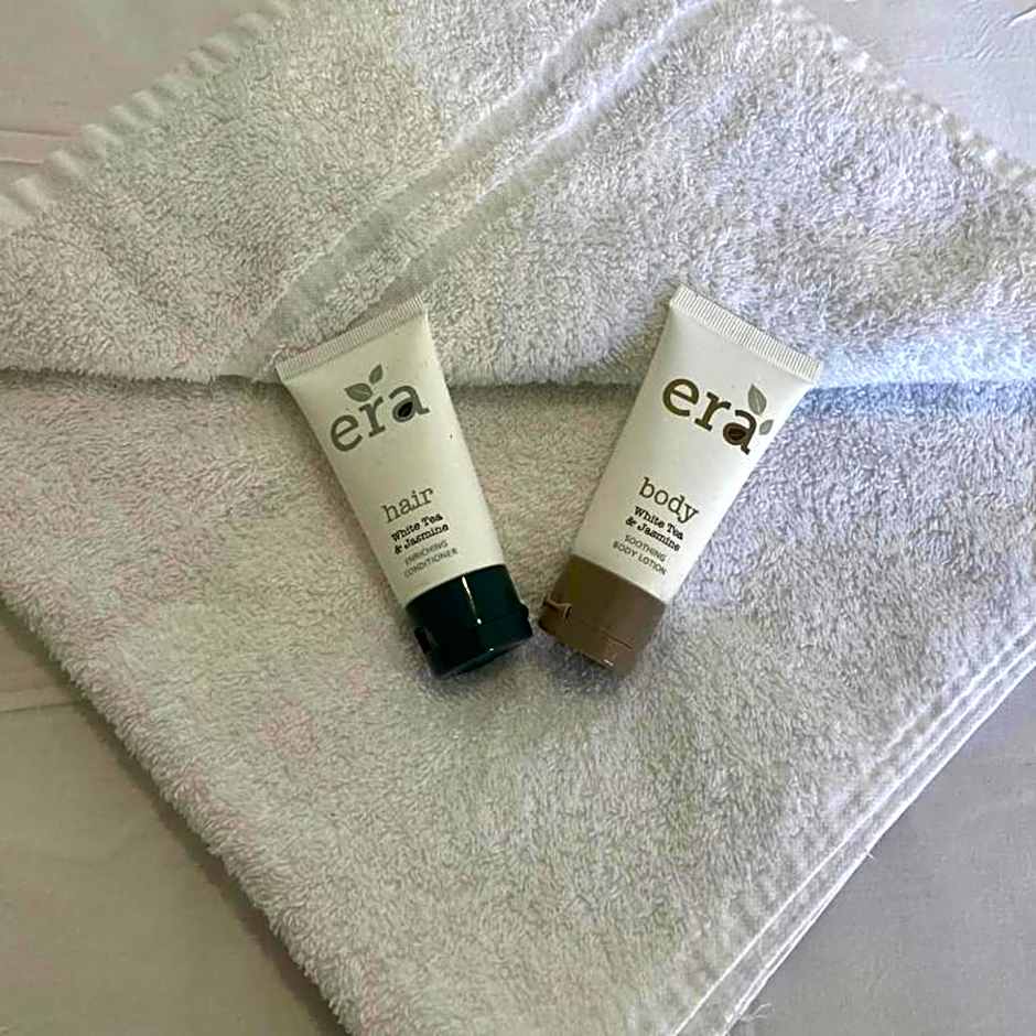 OYO The Lodge Bournemouth