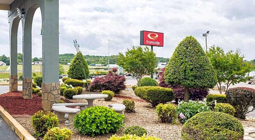 Econo Lodge White Pine Morristown I-81 & I-40 Split