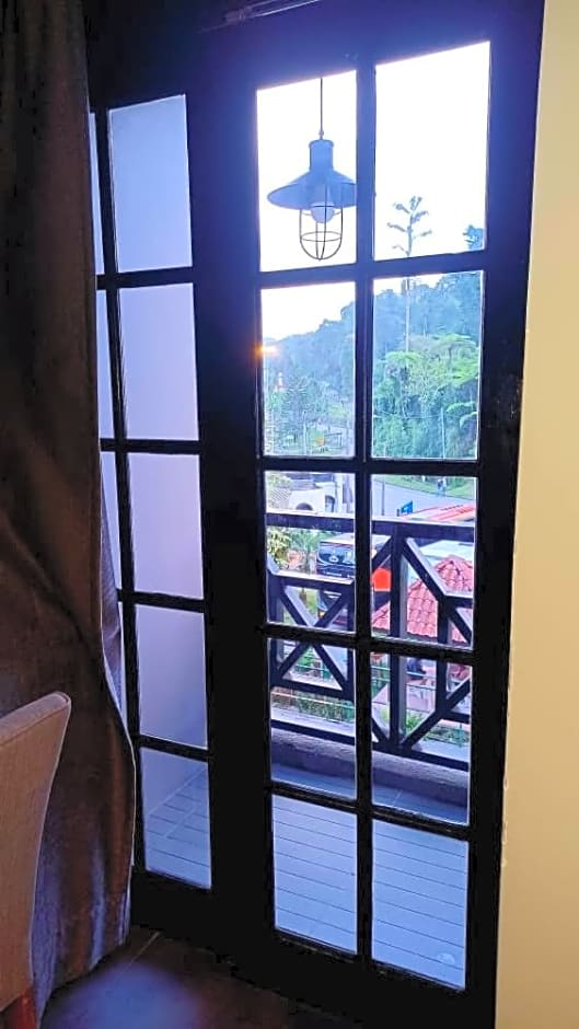 BRICKS Cameron Hostel