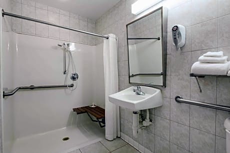 2 Queen Beds, Mobility Accessible Room, Non-Smoking