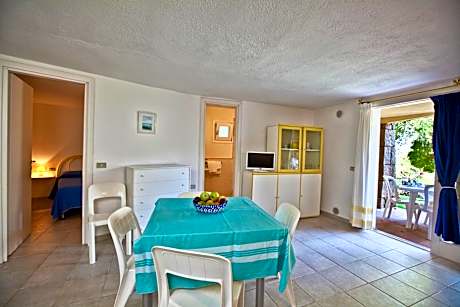 ISA-Residence with swimming-pool in Porto Rotondo at only 500 m from the beach