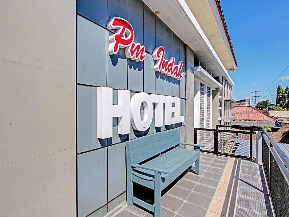Capital O 92819 Pm Indah Hotel