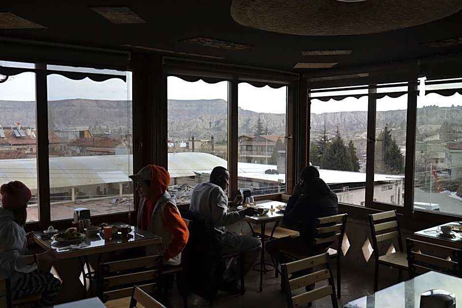 ShoeString Stone House