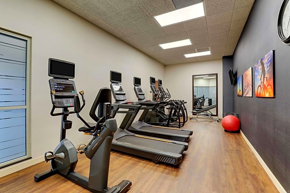 Drury Inn & Suites Arnold