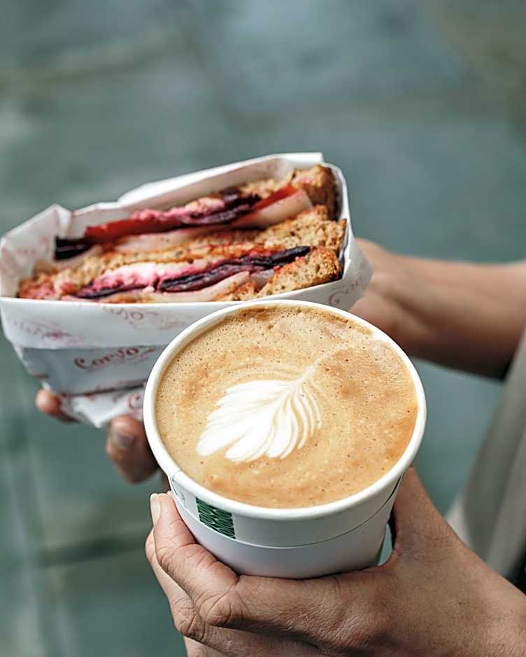 Leonardo Royal London City - Tower Hill