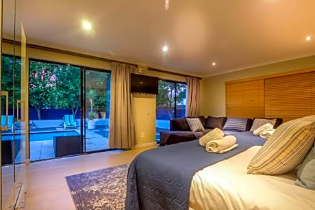 Deluxe Double or Twin Room with Garden View