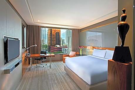 Deluxe King Room - Mobility Accessible