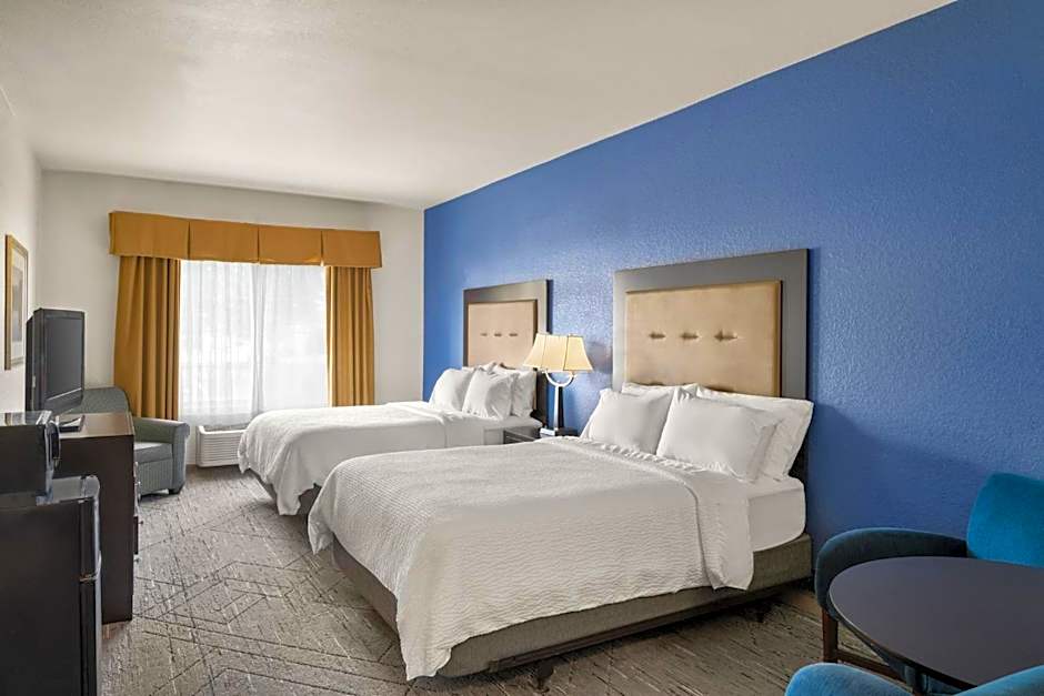 Holiday Inn Express & Suites New Buffalo, MI By IHG
